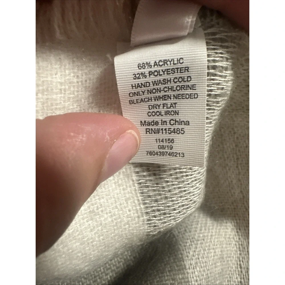 Lauren Conrad‎ Gray And Ivory SOFT Oversized Shawl Wrap 47x47